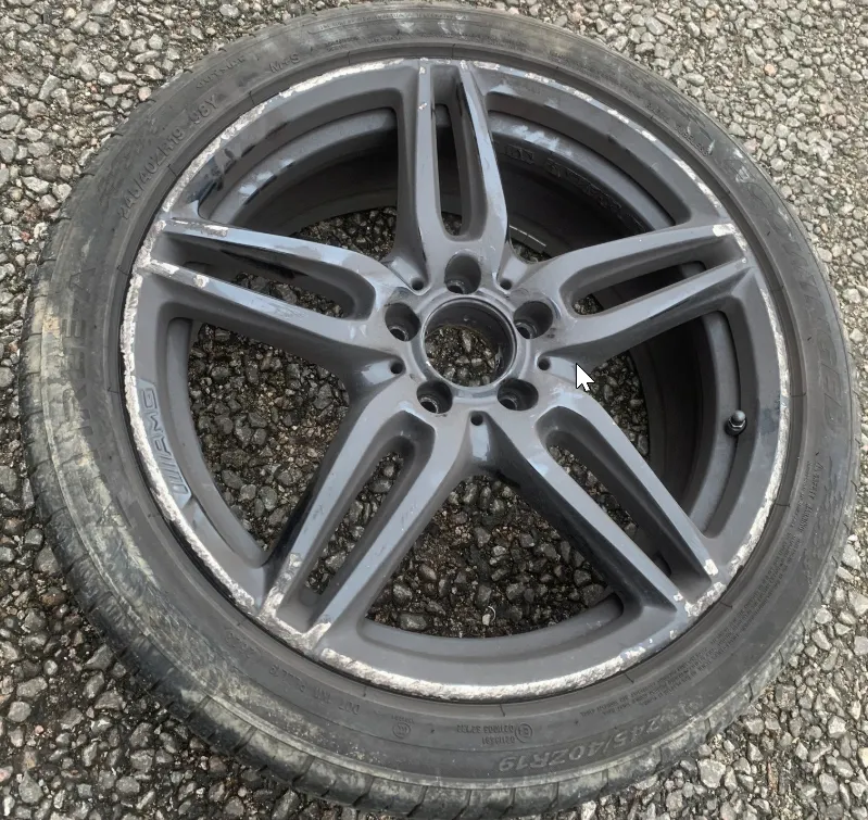 Mercedes AMG alloy before refurbishment